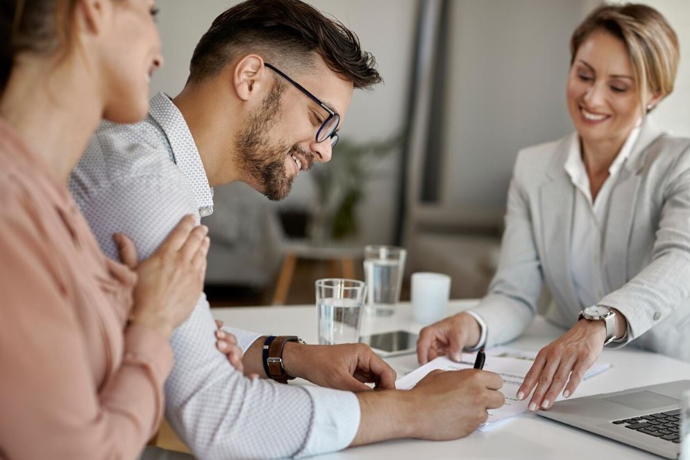 Kredyty konsolidacyjne – jak wybrać najlepszą ofertę na rynku?